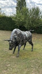 Bulls Sculpture